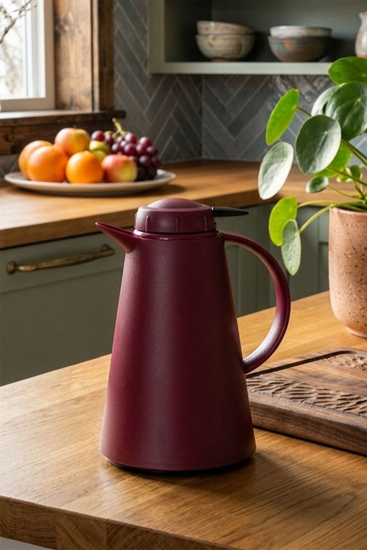 Herevin 161714-590-2 Plastik Termos Çay Termosu Su Termosu Sürahi 1,2 Litre Bordo